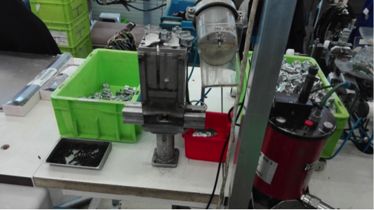 Equipment ready with the processed data executing information from the cloud.